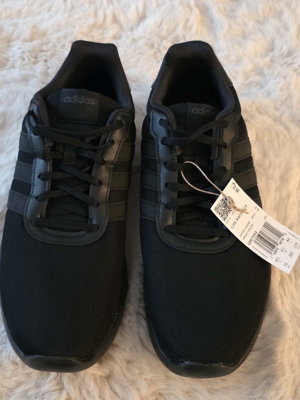 adidas Men’s Lite Racer 3.0 Lightweight Black Runner Sneakers